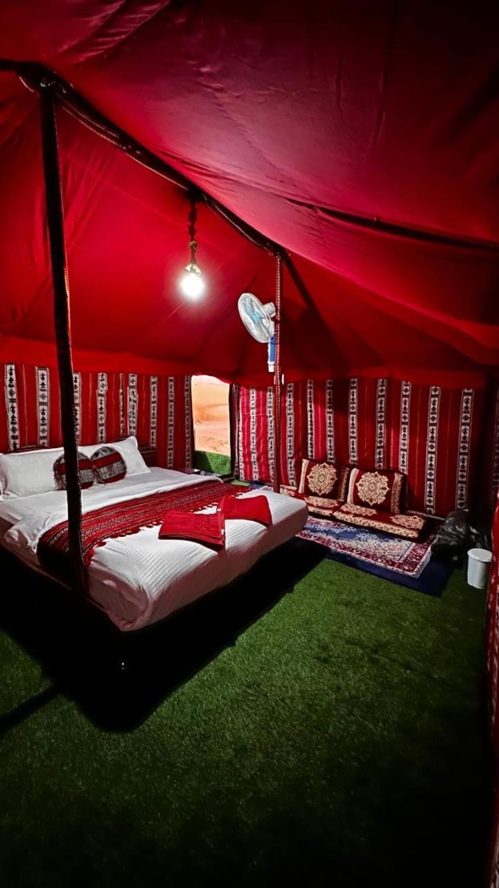 Badīyah Sunrise Desert Local Private Camp מראה חיצוני תמונה