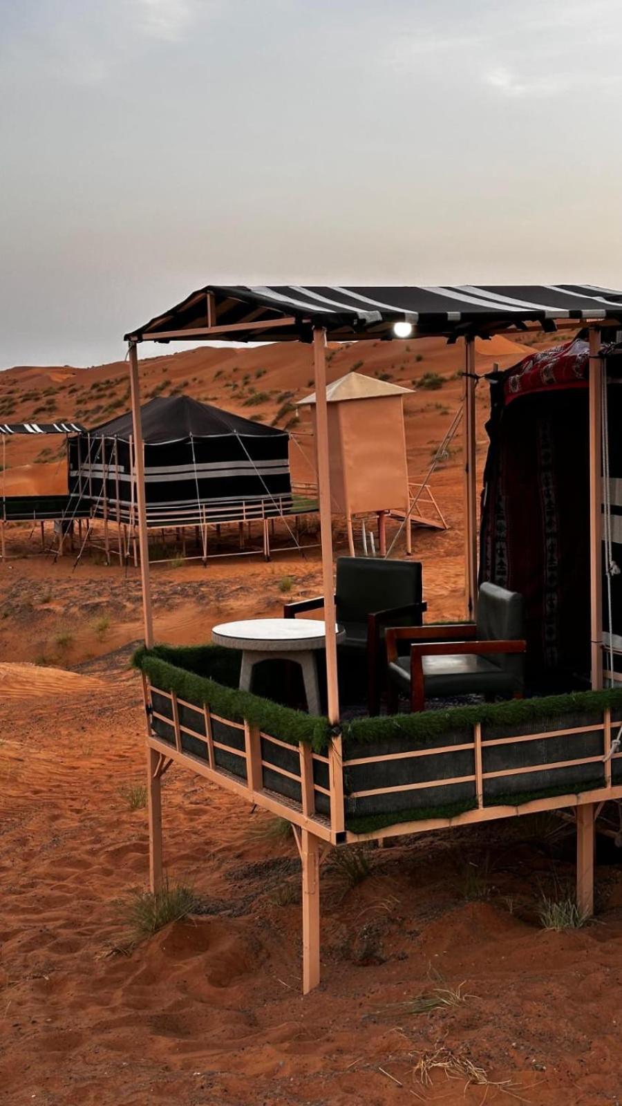 Badīyah Sunrise Desert Local Private Camp מראה חיצוני תמונה